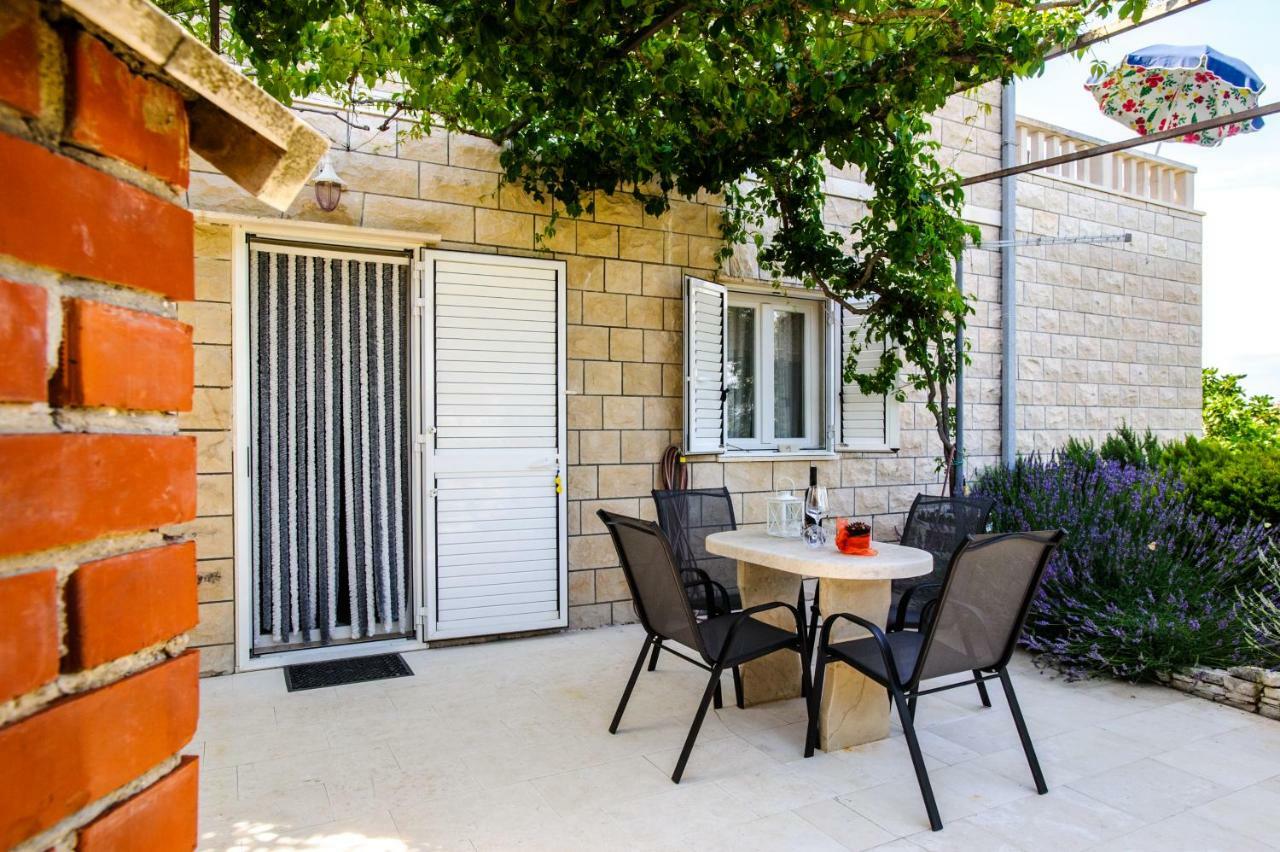 Great View Apartment Sutivan Dış mekan fotoğraf