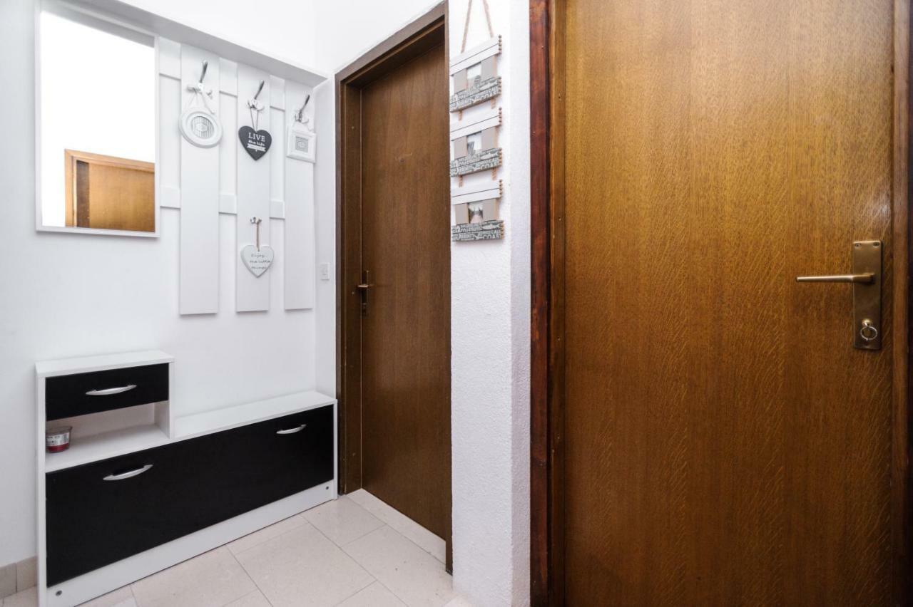 Great View Apartment Sutivan Dış mekan fotoğraf