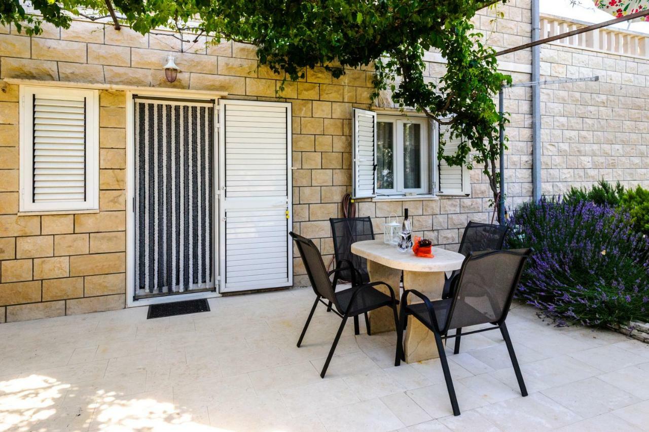 Great View Apartment Sutivan Dış mekan fotoğraf